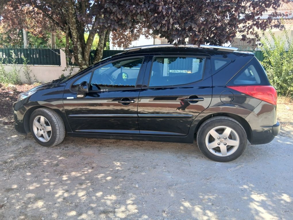 Peugeot 207 1.6 Hdi