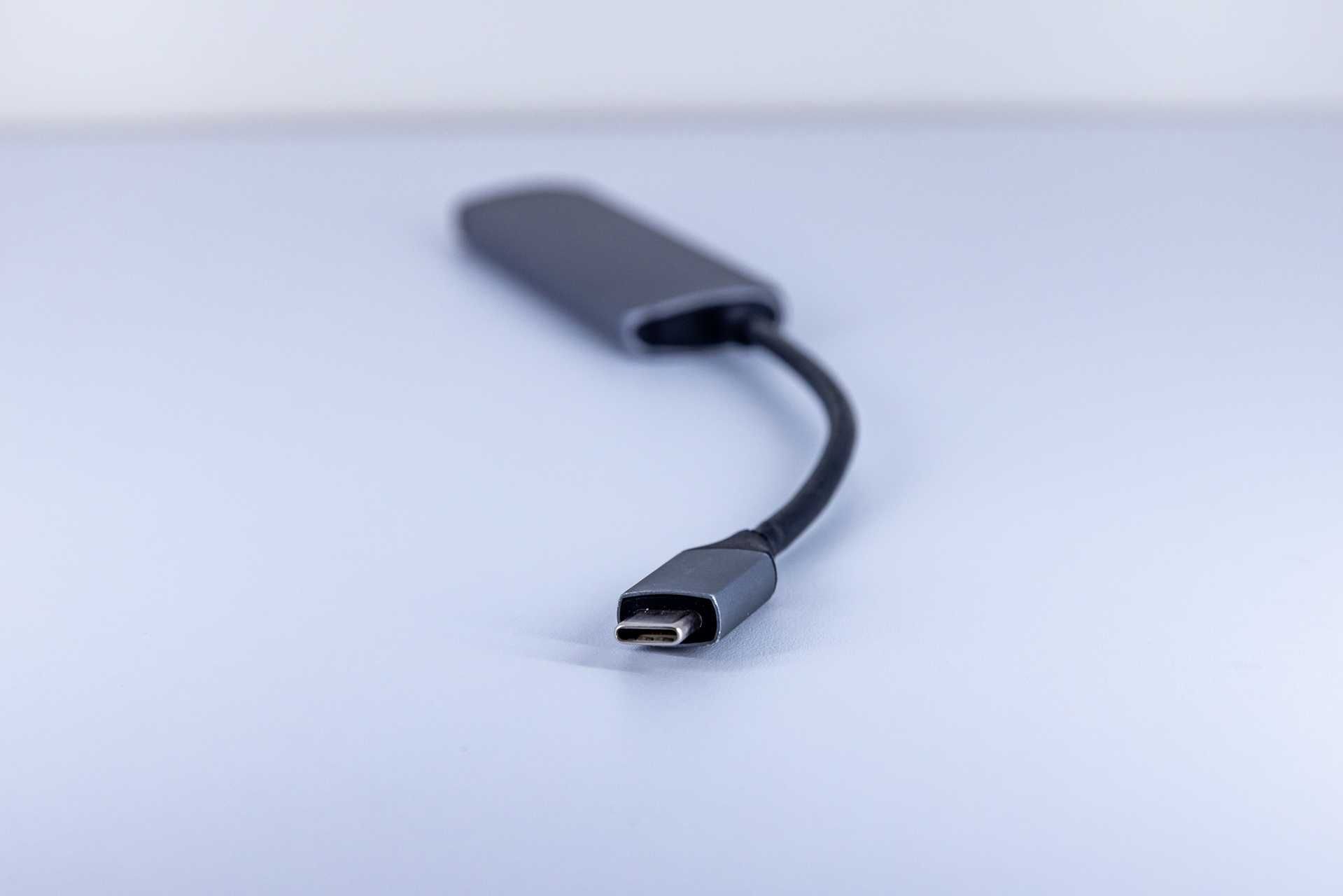 Satechi Aluminium Adapter Slim — Adapter do wielu usług np. USB-C