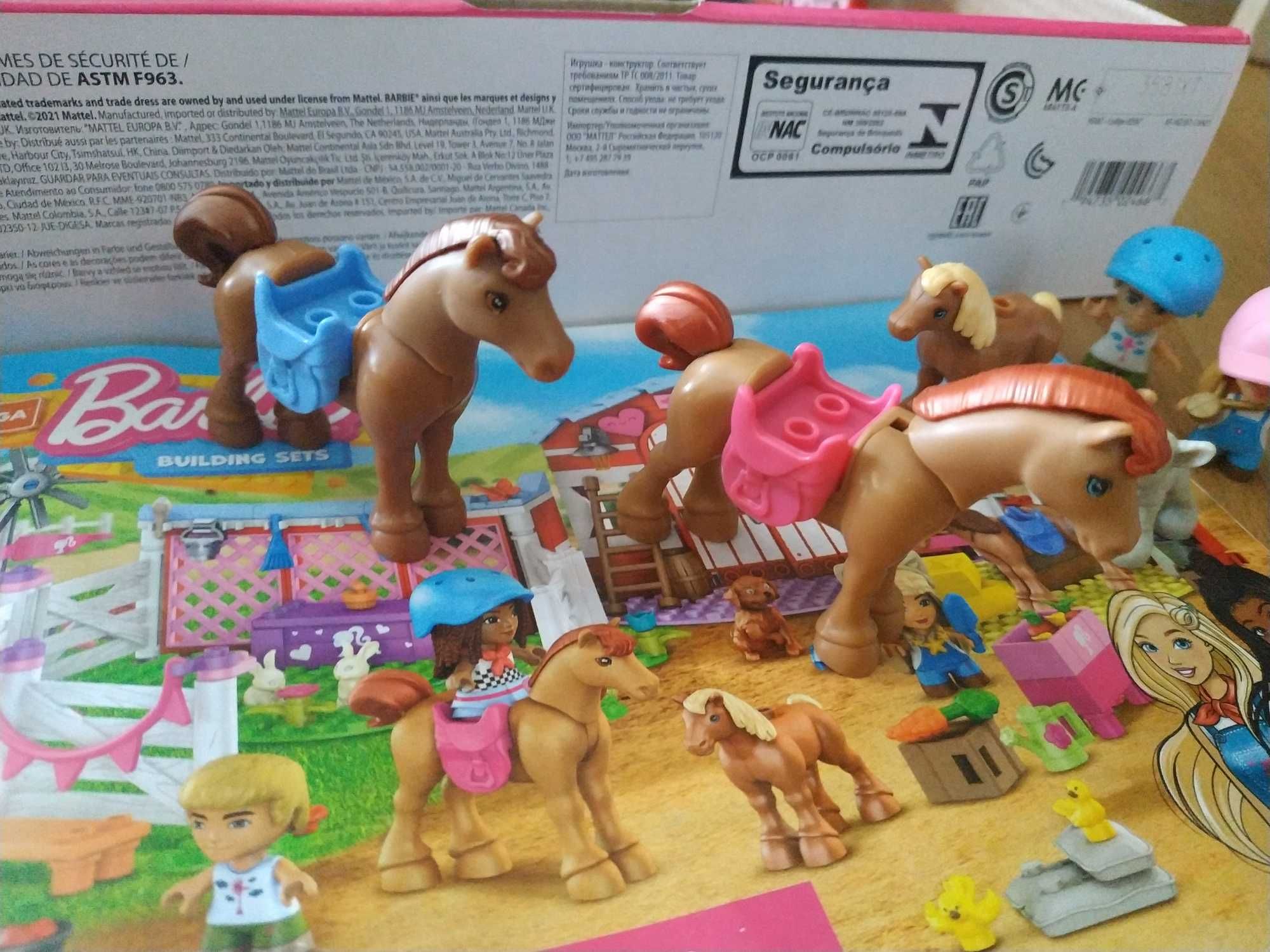 HDJ87 Stajnia Barbie Mega  Bloks