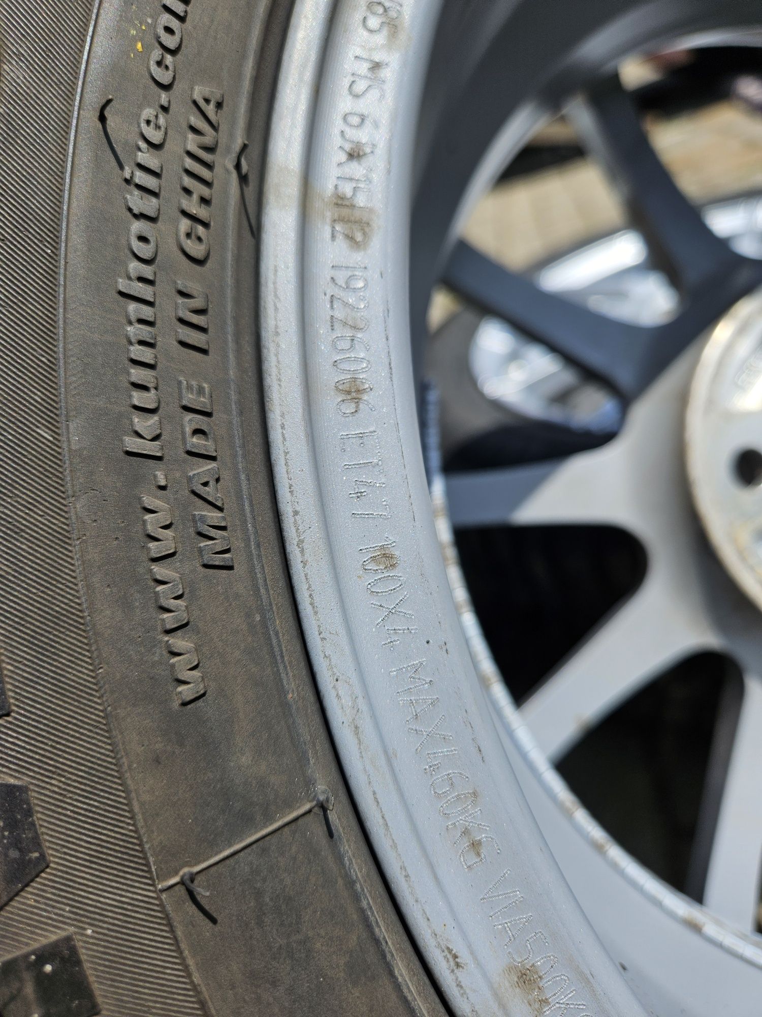 15 4x100 Felgi aluminiowe Hyundai Kia