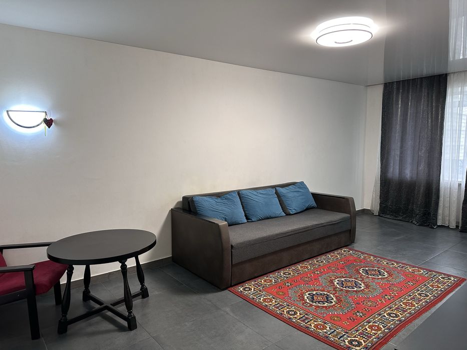 Здам  1-кімнатну квартиру на Космосі