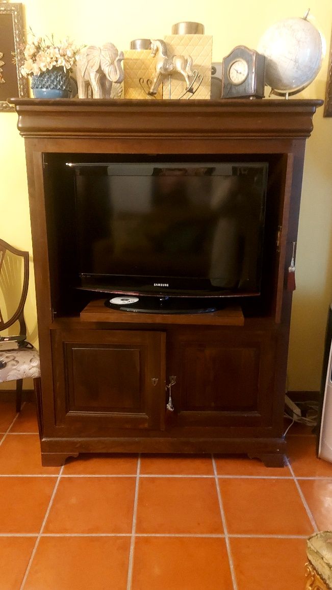 Móvel TV de cerejeira