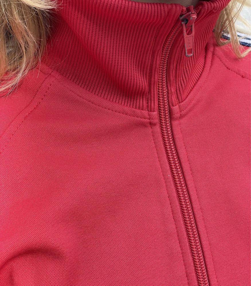 Олімпійка Fred Perry