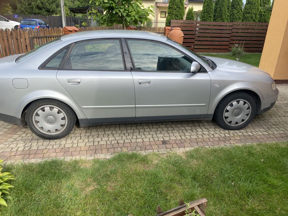 Audi A4B6 1.9 awx