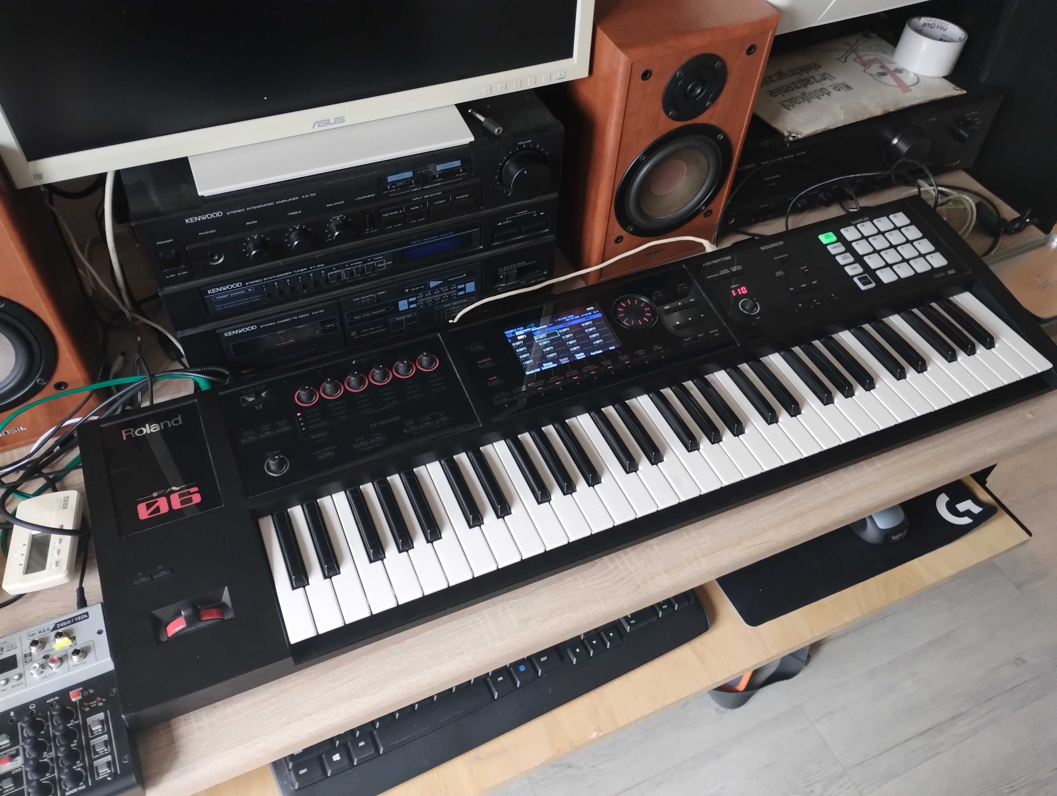 Syntezator/Workstation Roland FA06