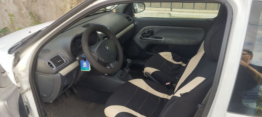 Renault Clio gás óleo
