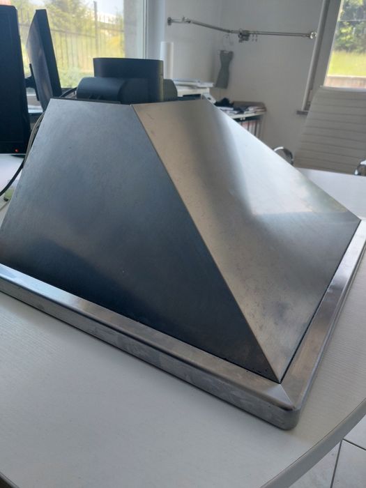 Pochłaniacz kuchenny 60cm szeroki