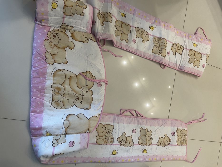 Różowy Ochraniacz na łóżeczko dla dziewczynki