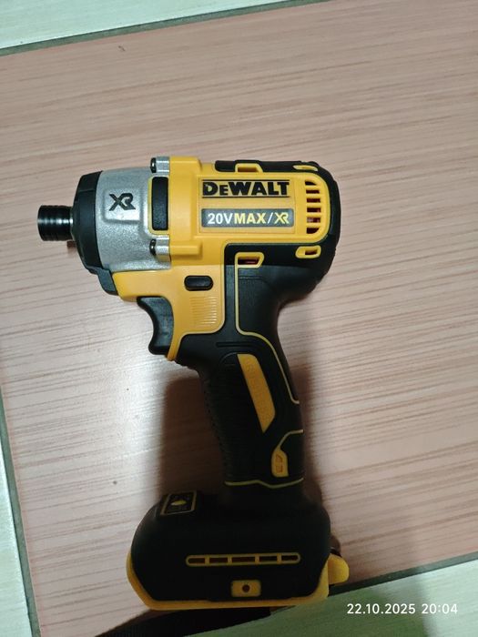 Zakrętarka DeWalt FCF887