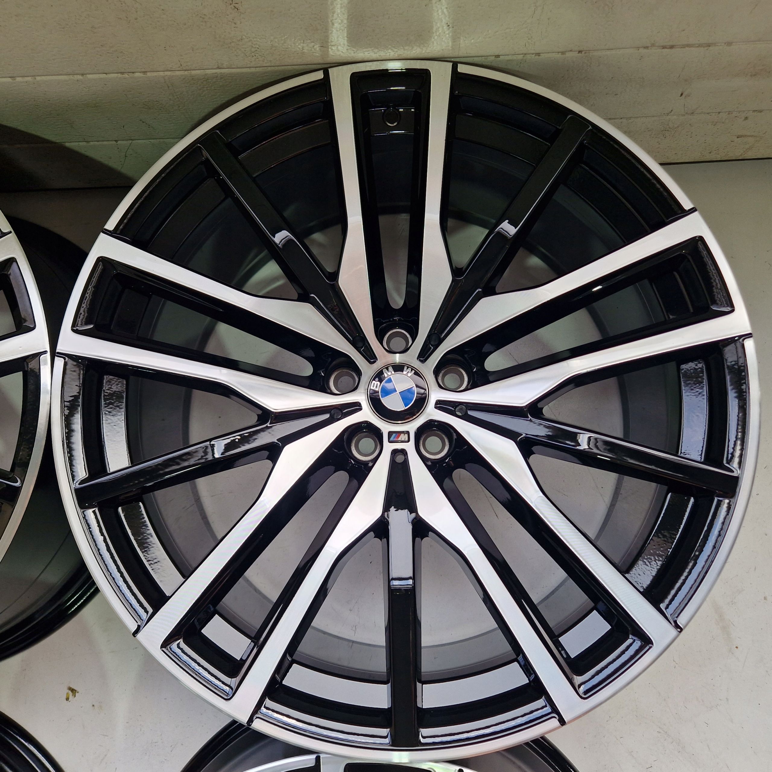 BMW X5 G05 X6 G06 m-pakiet 5x112 22'' IS37 IS43 jak Nowe