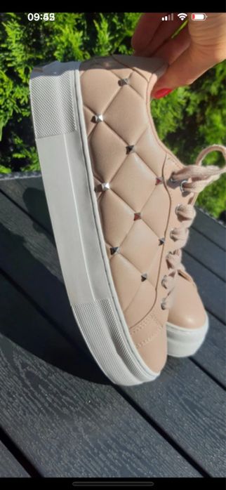 Trampki damskie skórzane Guess