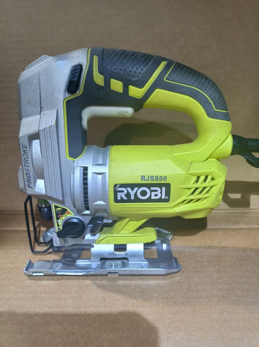 Wyrzynarka RYOBI RJS850