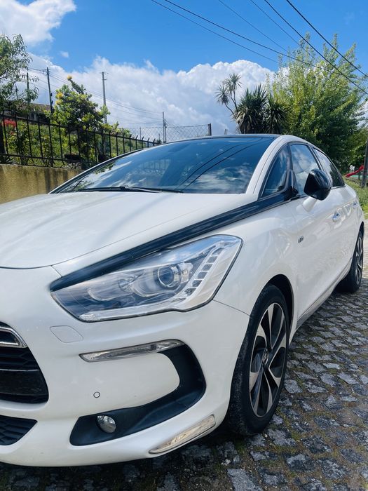 Citroen DS5 2.0 HDI SPORT CHIC 107.000km