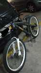 Bicicleta hardtail freeride dirt e btt GT chucker