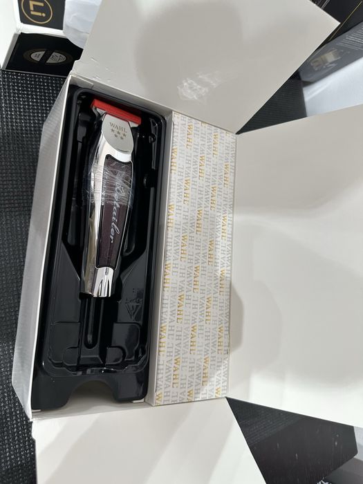 Maquina de cortar cabelo nova sem fio