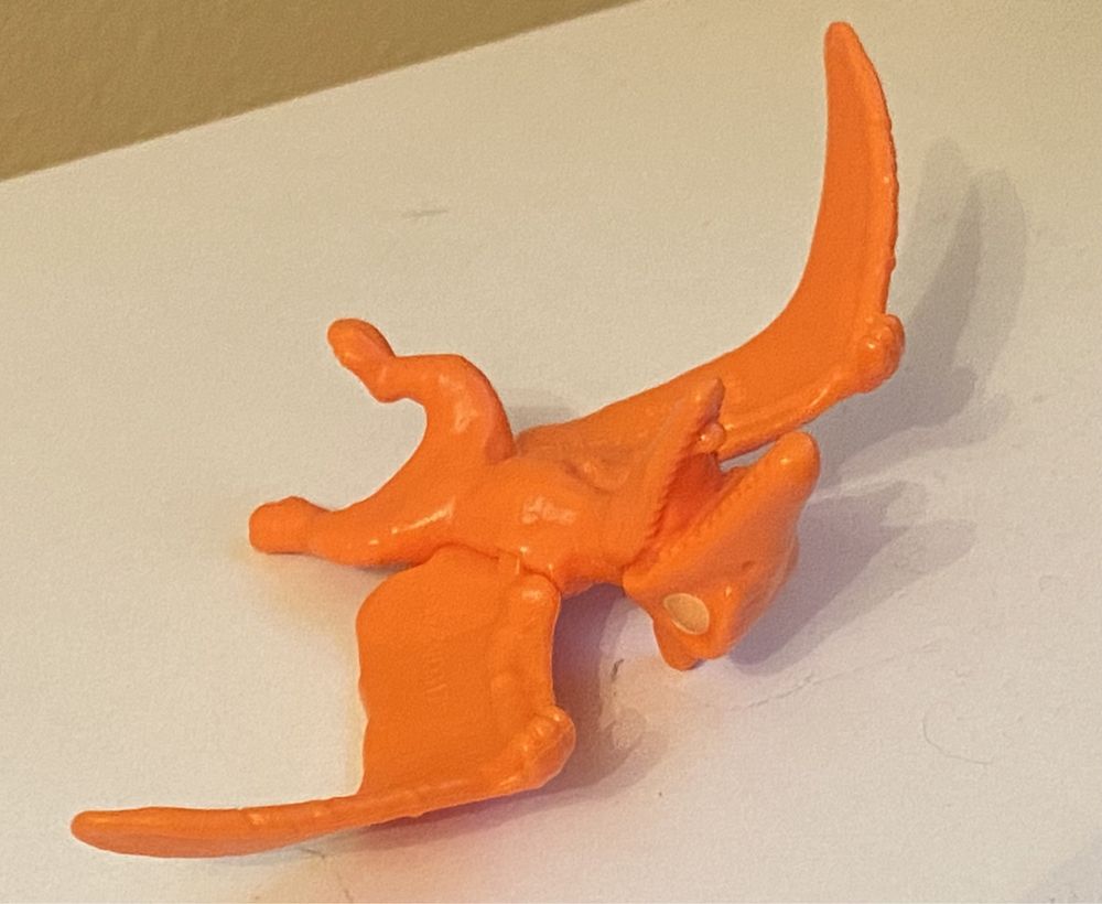Figurka Kinder Joy Jurassic World Funko Pop/ Dinosaur