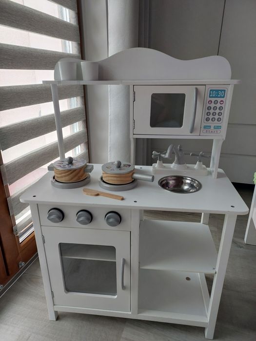 Kuchnia drewniana dla dzieci 2+