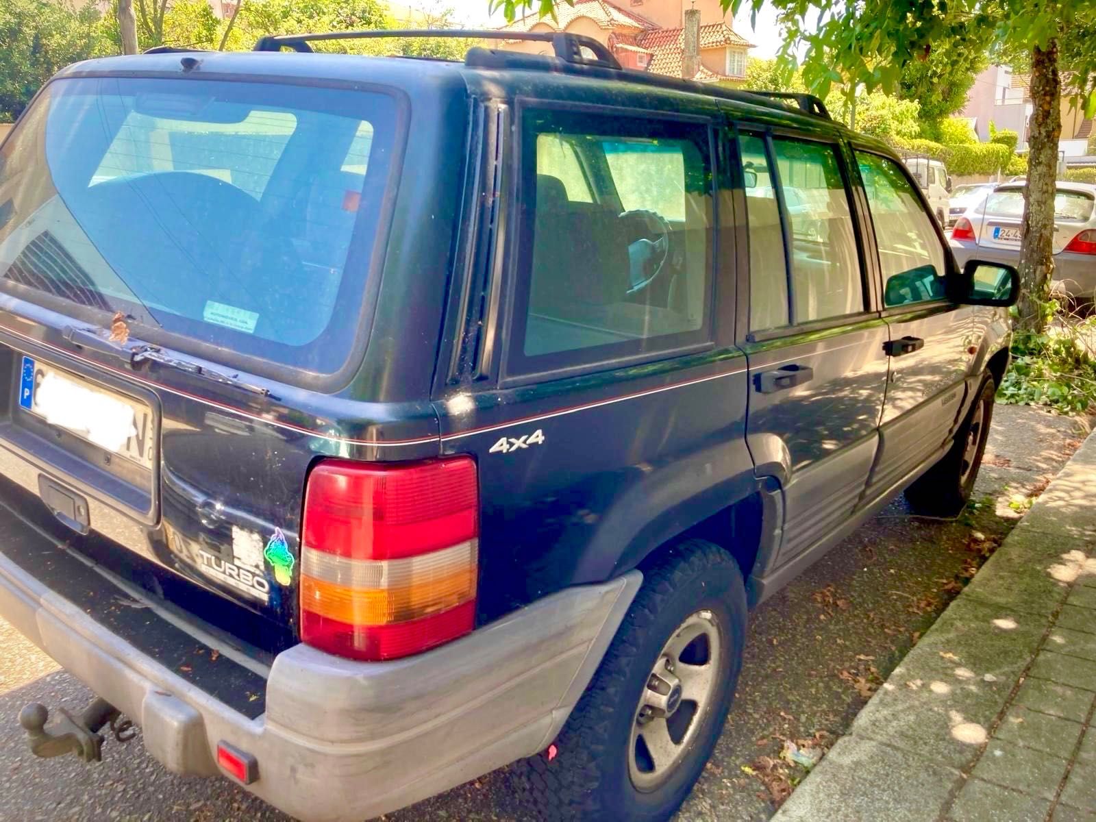 Jeep Grand Cherokee 2.5 TD Laredo