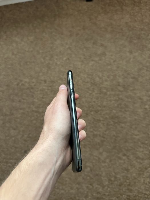 iPhone 11 pro max 256 gb Midnight Green