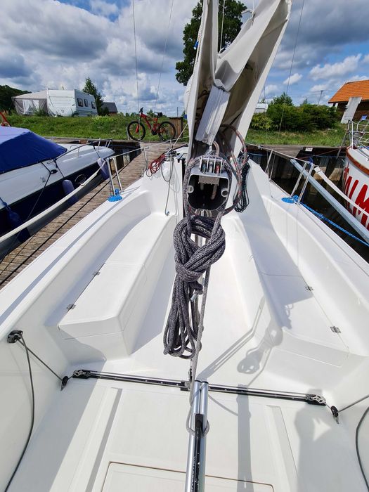 Sprzedam jacht żaglowy Focus 750