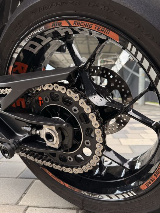 Мотоцикл KTM 790 Duke