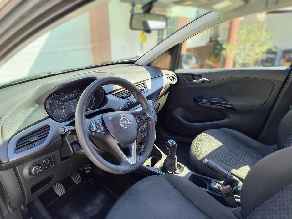 Opel Corsa 2015 - muito económico