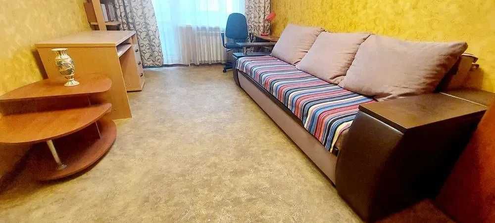Продам 1к квартиру на 1 поверсі ж/м Тополь 2
