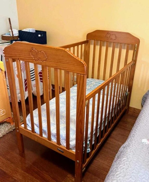 Cama de bebé de grades, berço