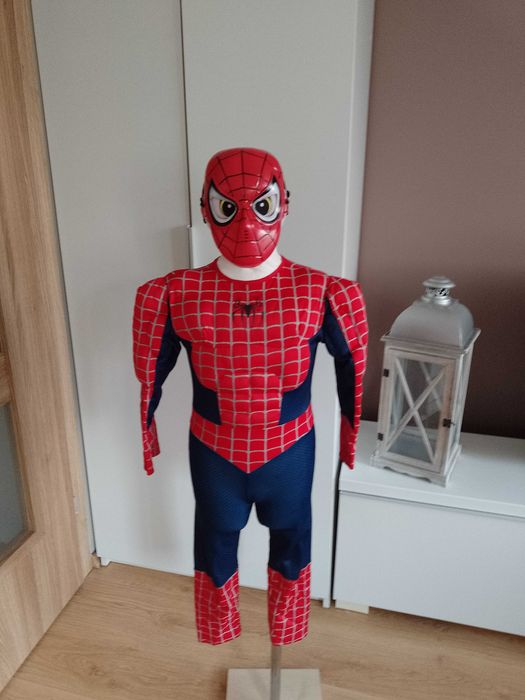 Strój karnawałowy SPIDERMAN PAJĄKA mięśnie przebranie 110/116 (1)