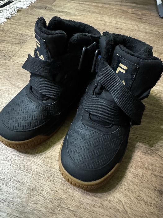 Чоботи на хлопчика зимові