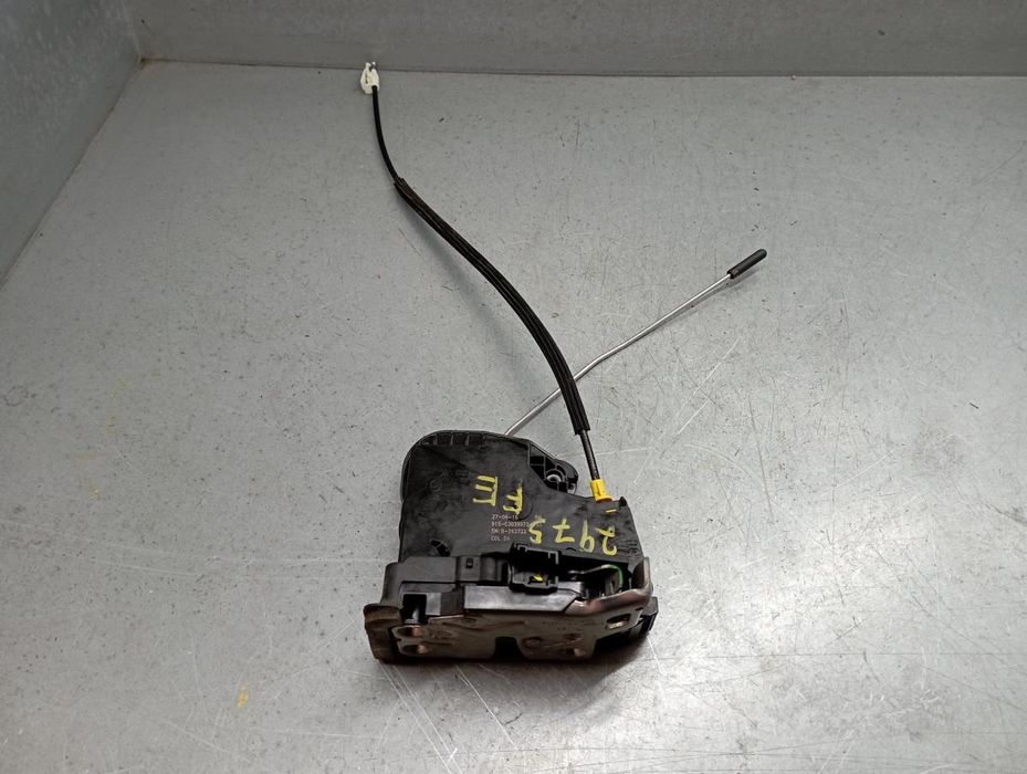 Fechadura / fecho porta frente direito OPEL Astra K