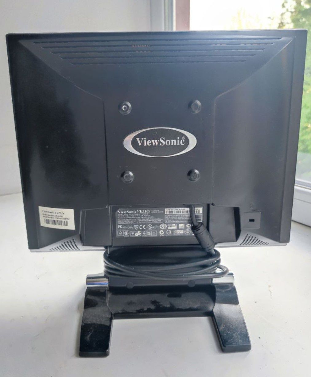 Мониторы View Sonic Ves 10 s и View Sonic va-703 b-3