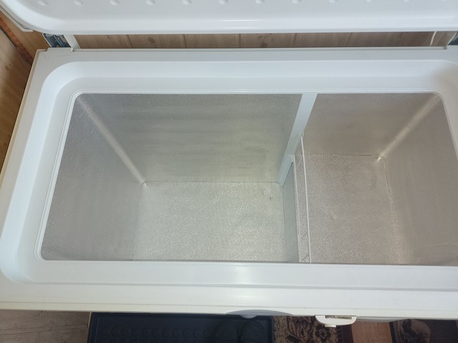 Zamrażarka Indesit 200l