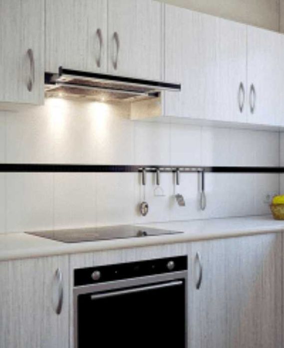 Установка кухонной вытяжки в Одессе