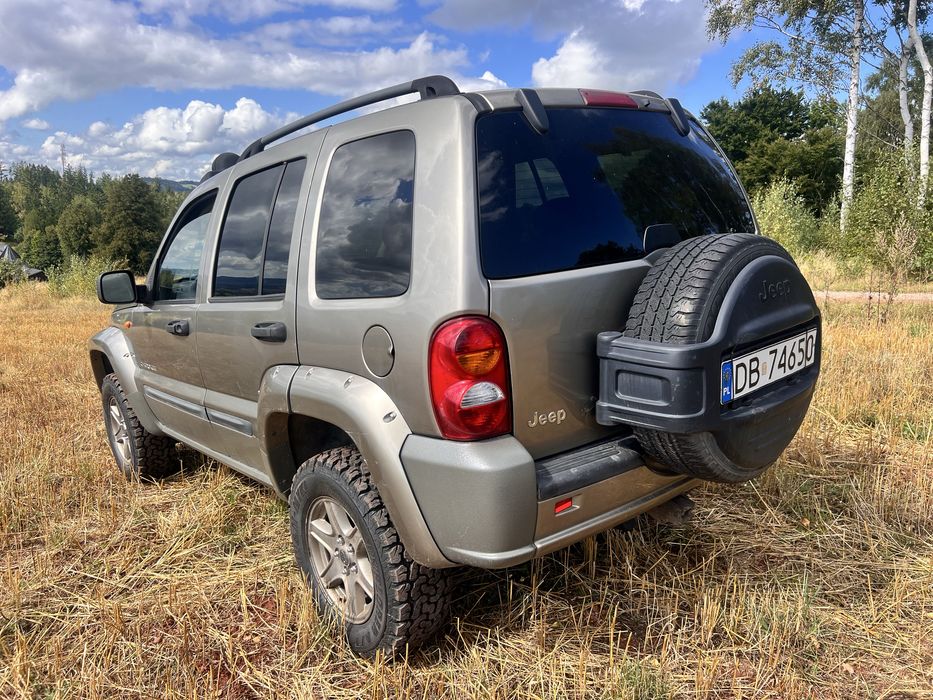 Jeep Cherokee KJ 2.8 CRD Renegade 4x4 Nowe Opony A/T Zdrowa blacharka