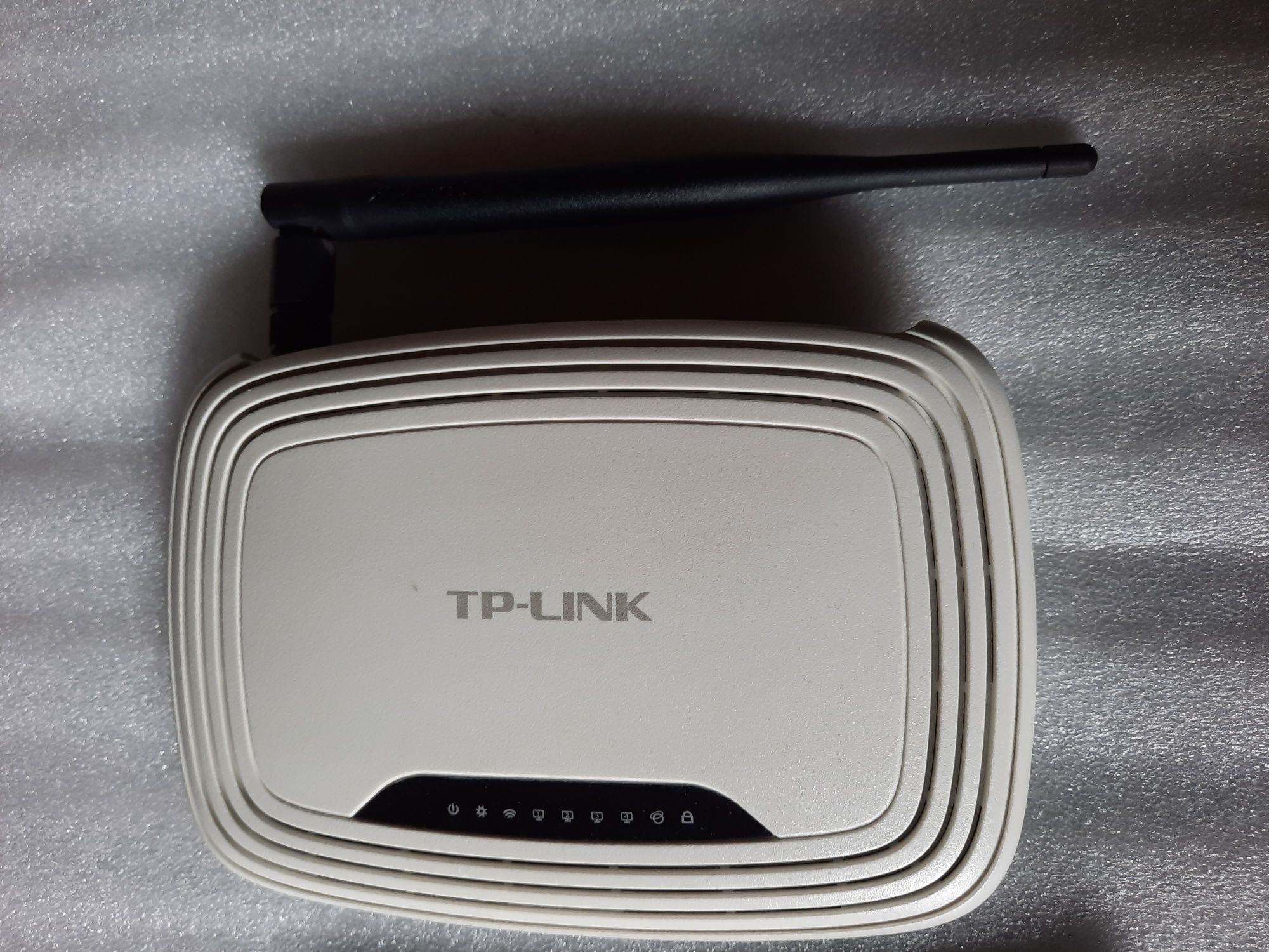 Router TP-LINK   do internetu