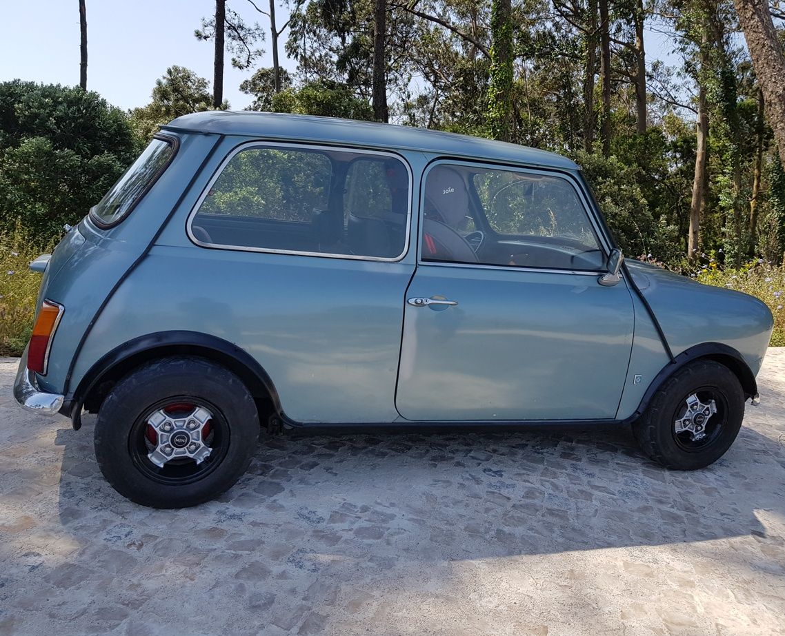 Vendo ou troco Mini 1000 special de luxe clássico