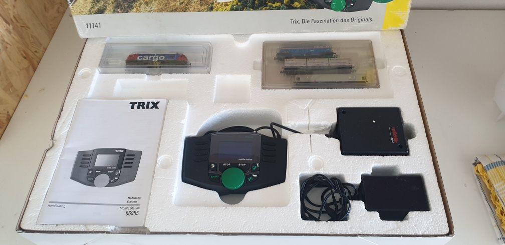 Comboio minitrix em escala N
