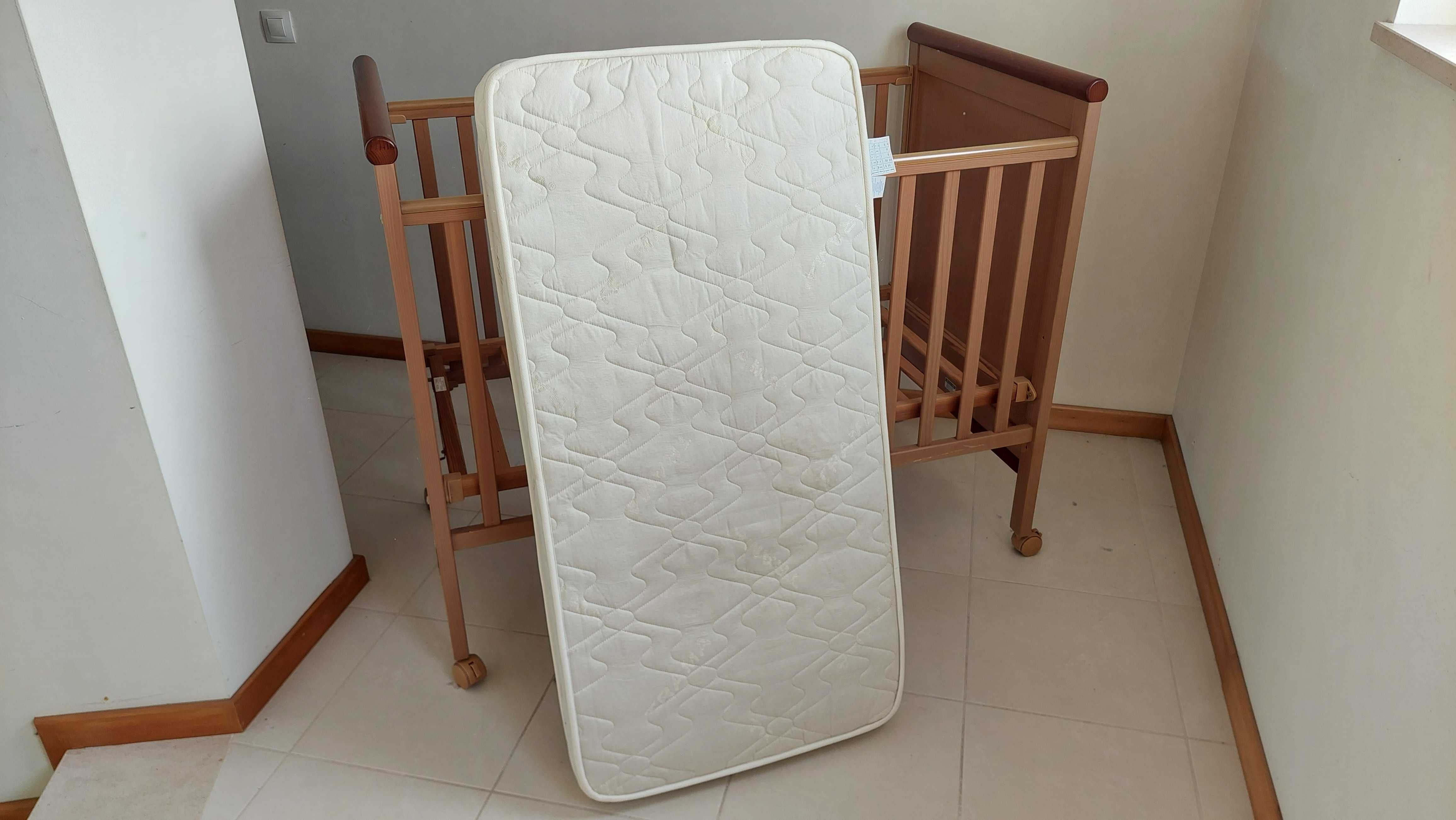Berço/Cama de bebé marca TRAMA da Bébécar