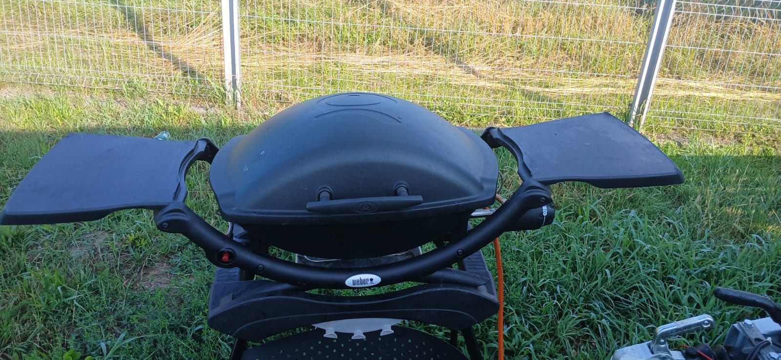 Grill gazowy Weber Q Blackline camping ogrodowy