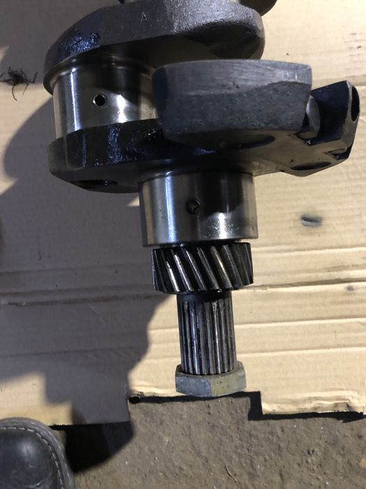 Wał korbowy Ursus Zetor 6 cyl. NOMINALNY