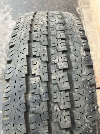 Шина 215 70 r15c michelin Agilis 81 Вживана