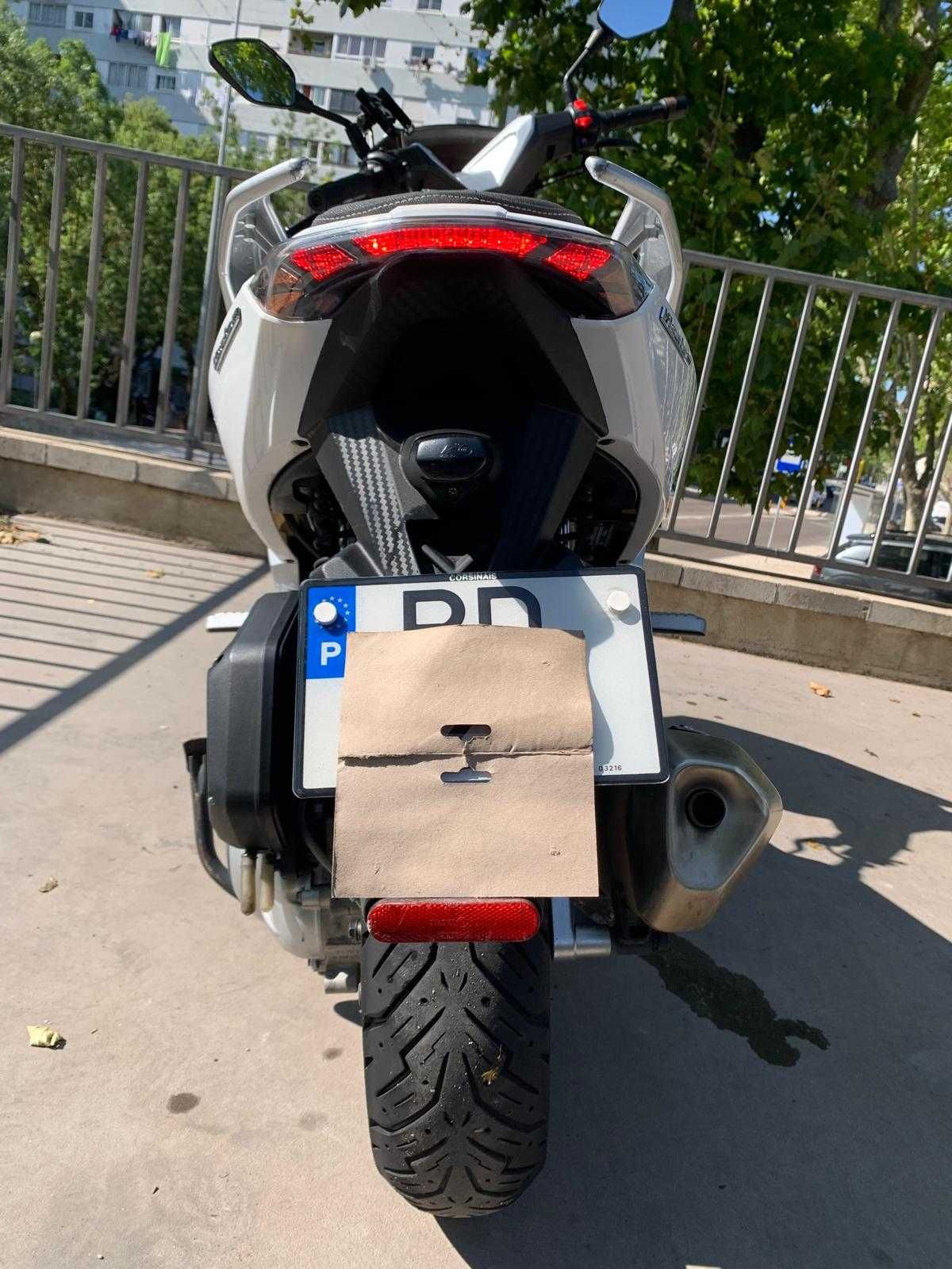 Vieste Keeway 2023 OPORTUNIDADE vendo agil !!! mota superestimada