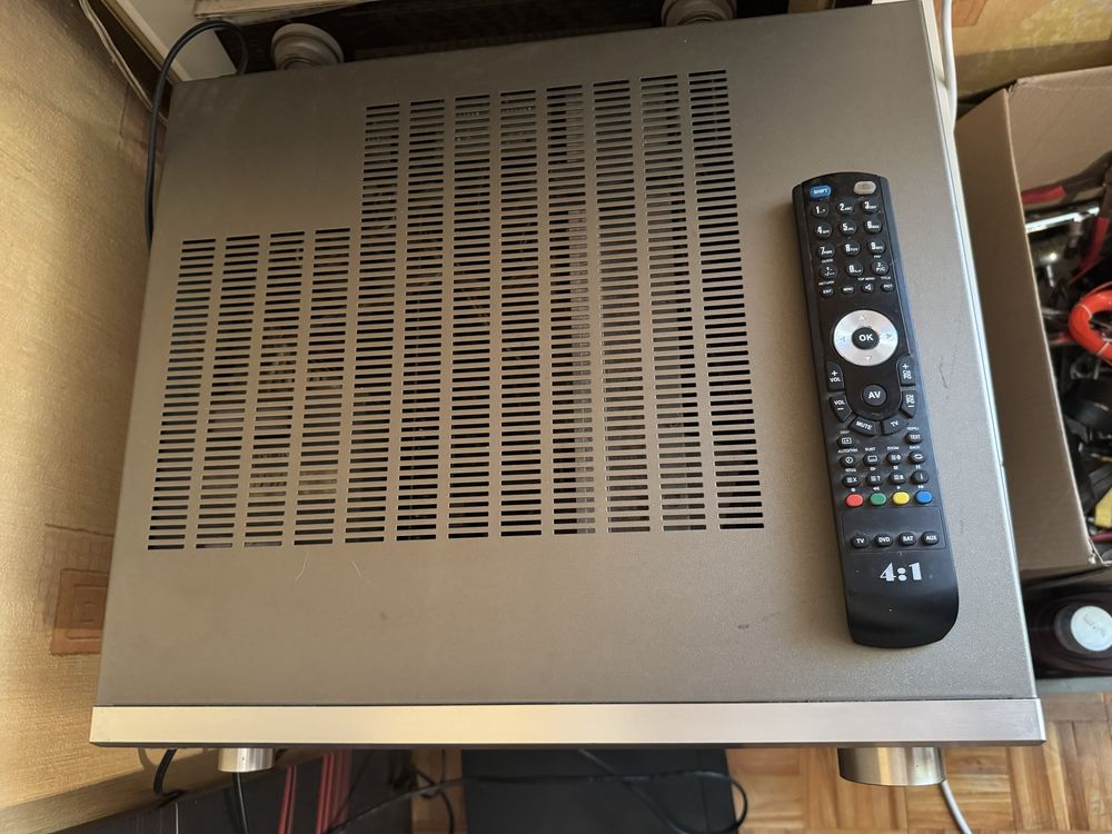 Amplituner Denon AVR 3802