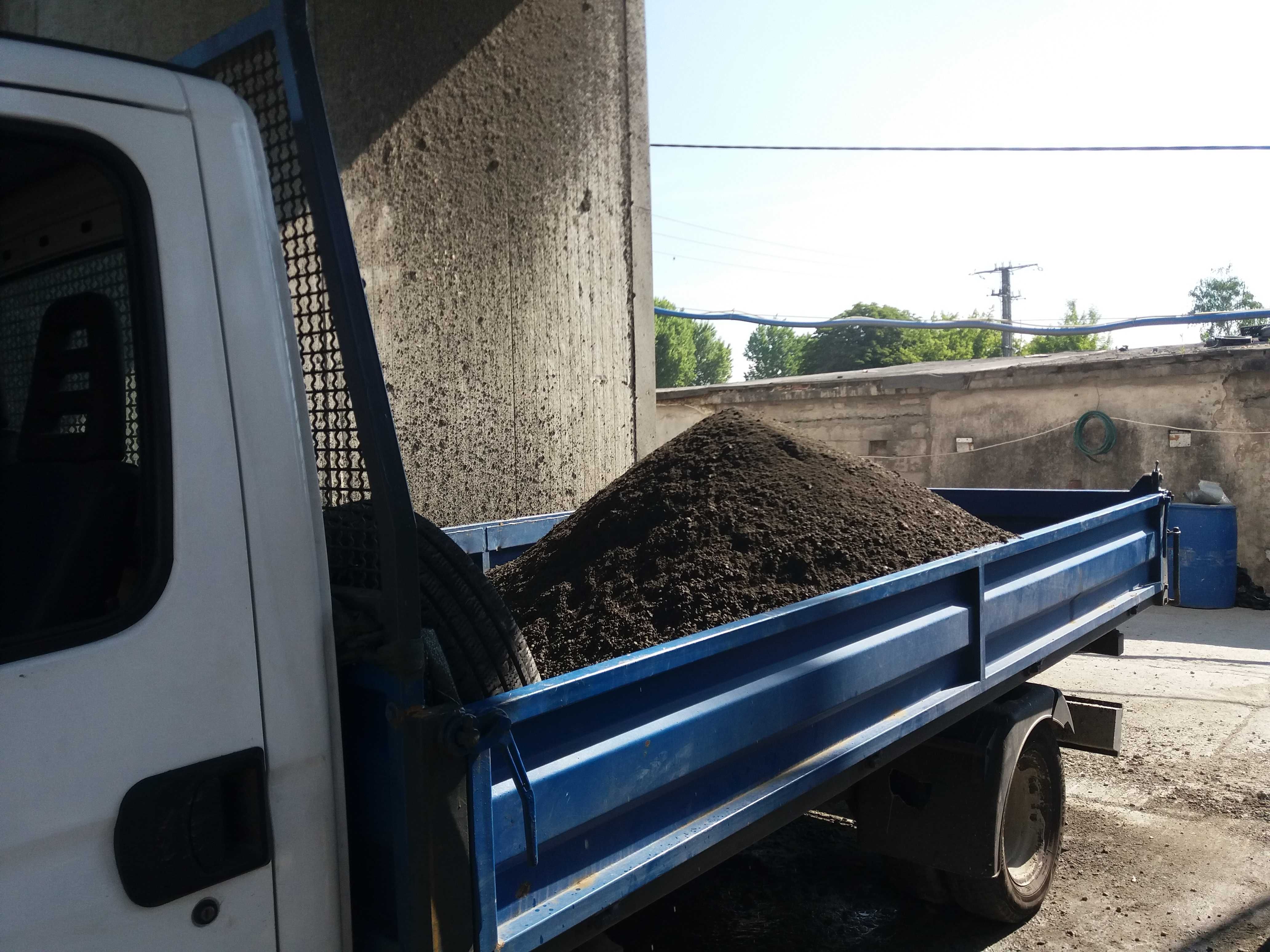 Beton półsuchy, zaprawy betonowe półsuche, transport wywrotką 3,5 tony