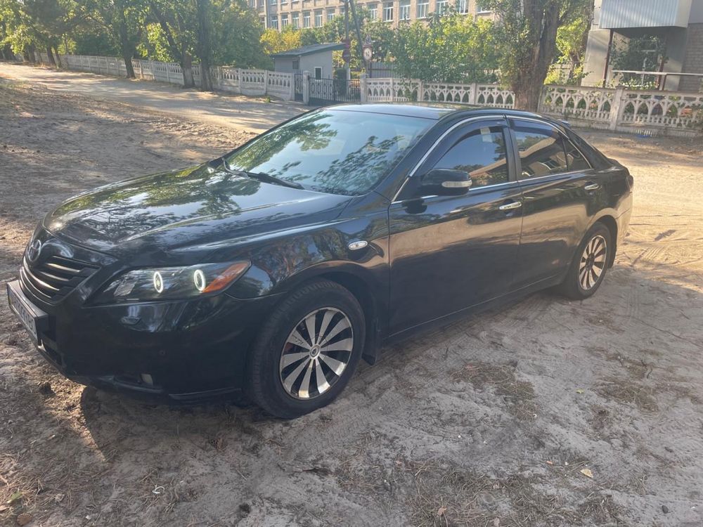Продам TOYOTA CAMRY 2008 року (по техпаспорту)