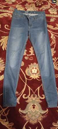 Spodnie jeansowe, rozmiar M