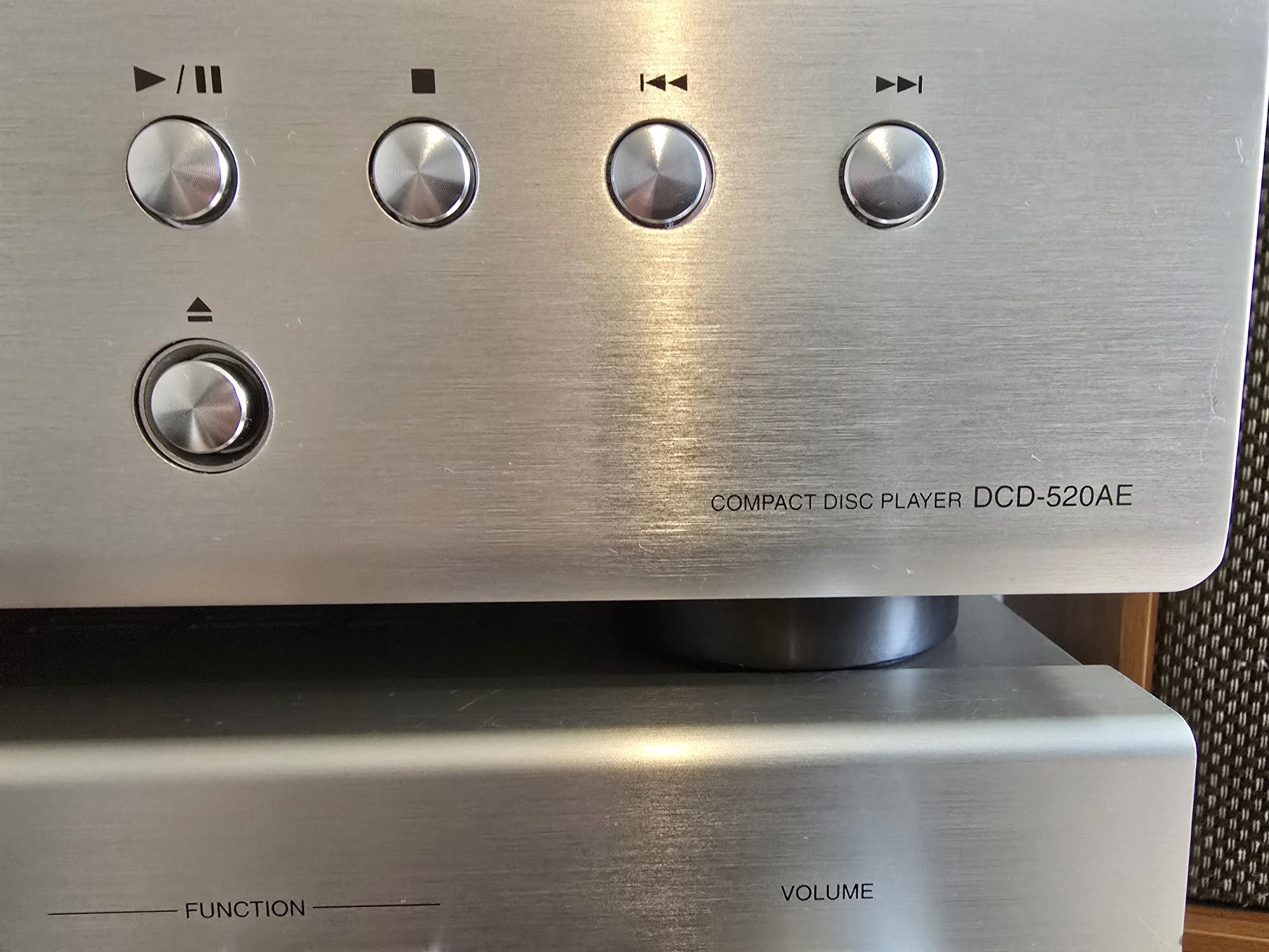 Odtwarzacz Denon Dcd 520ae