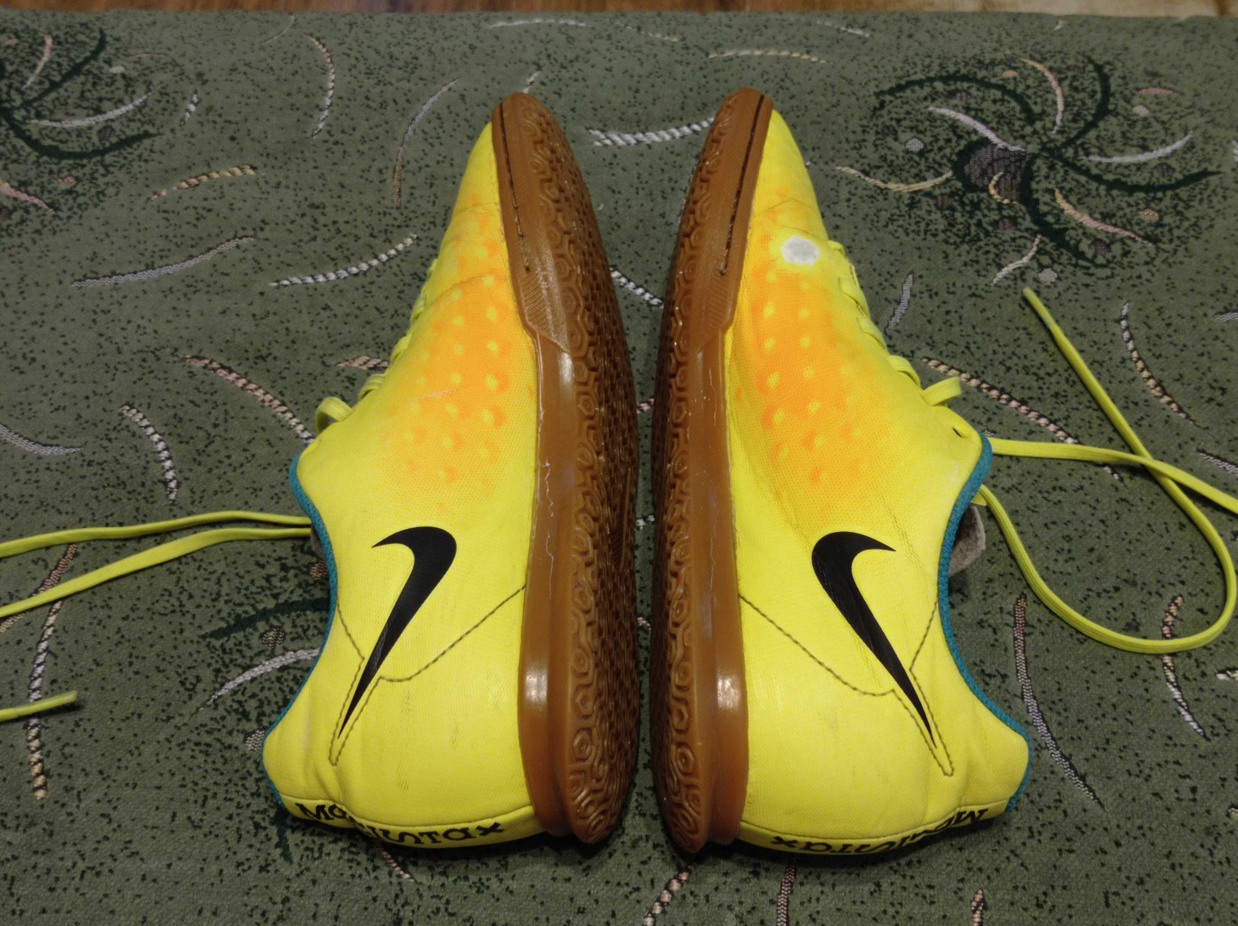 Футзалки Nike Magista X оригинал размер-40 стелька-25,5см