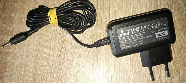 AC DC adapter mitsubishi 5,2v-700mA
